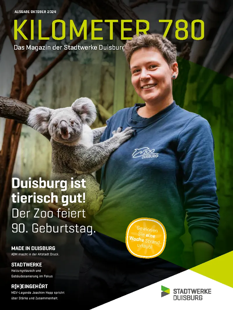 Tierpflegerin mit Koala